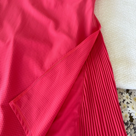 Lululemon athletic dress size 4 - Picture 8 of 12